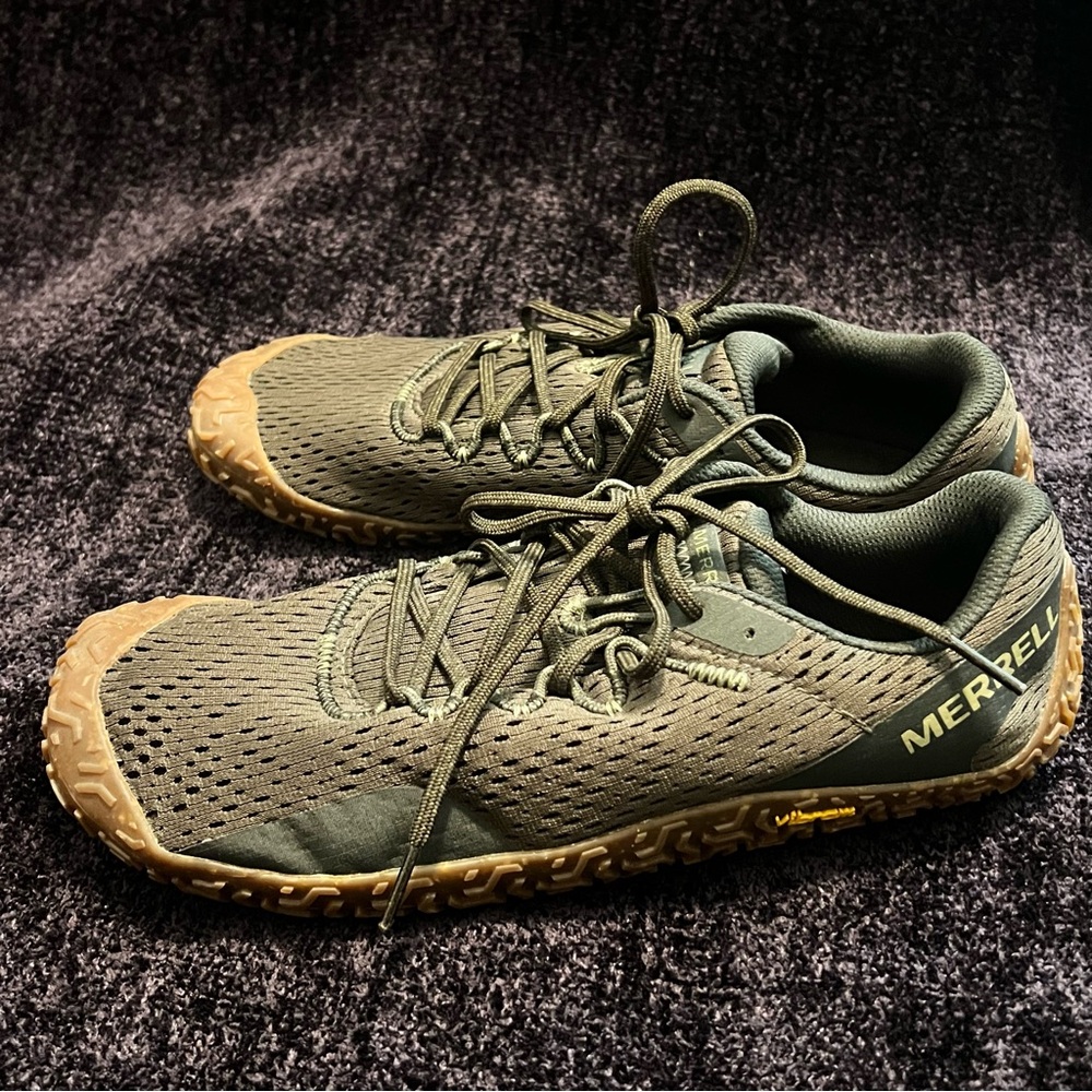 Merrell Trail Glove 6 size Men’s 9